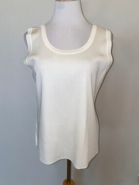 Exclusively Misook Classic Ivory  Knit Tank Shell Side Split Hems Acrylic Size L